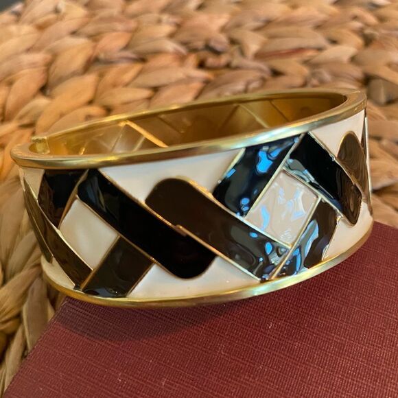 CHICO’S Cream Black and Gold-Tone Bangle Cuff Bracelet - Picture 1 of 8